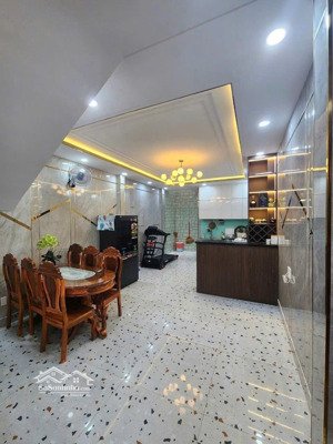 bán nhà thông đường số 3.phường 9.gò vấp. liên hệ 