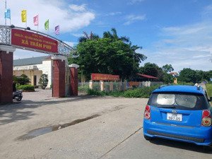 em có lô đất 75m2 full. trần phú chương mỹ hà nội. muốn bán