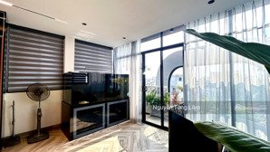bán gấp nhà tái định cư ngọc thụy 70 m2 7 tầng có hầm dân xây full nội thất