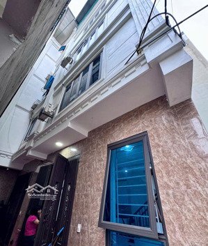 bán nhà trung tâm thị trấn văn điển, nhà mới tinh, 35m² 5 tầng có 3 ngủ