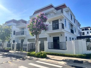liền kề lavida vũng tàu ngang 5, xây 5x13m, giá bán 6,5 tỷ (giá bao thuế phí và 5% sổ), hướng đn
