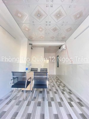 phòng kiot mới xây sẵn máy lạnh q12