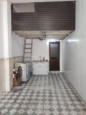 cho thuê mặt bằng mt bạch đằng p15, bt, 3x6m, có gác, riêng biệt, 10tr