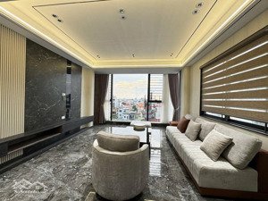 mặt phố đàm quang trung, hàng xóm aeon long biên, cách cầu vĩnh tuy chỉ trăm m, giao thông các ngả