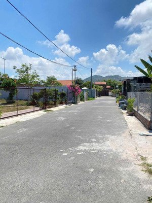 thị trấn long hải- 6x24m sẵn 60m thổ cư giá 2 tỷ 350