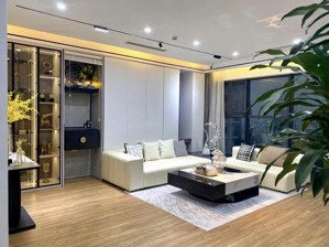 em cần bán gấp căn 3 ngủ tầng trung hpc landmark 105 tố hữu