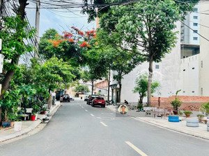 cho thuê nhà đẹp full nội thất đường hồ quý ly, p. thắng tam, tp. vũng tàu gần biển bãi sau