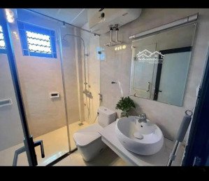 cho thuê nr tại quận ba đình,70m2x4,4pn,3w,tiện ở gia đinh,người nước ngoài