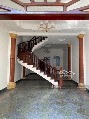 bán nhà mặt tiền kinh doanh đường ngô quyền , phường hiệp phú q9 (tp. thủ đức) 100m2 giá 16.8 tỷ