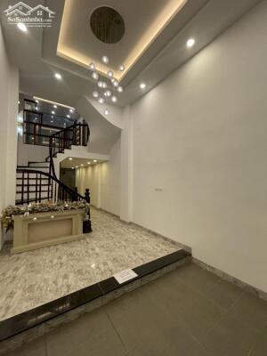 Bán nhà Láng, Đống Đa, ngõ ô tô, 2 thoáng 42m2, 5 tầng, đủ đồ, chỉ 12.85 tỷ