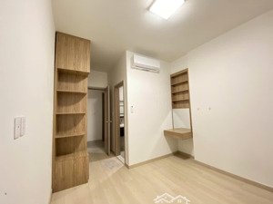 cho thuê căn góc- tầng trung - citi soho - full nội thất cao cấp - dọn vào ở ngay- view siêu đẹp