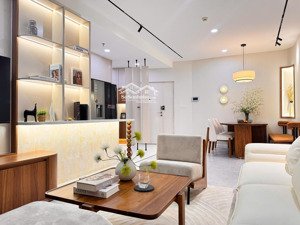 cần bán căn hộ cao cấp green valley phú mỹ hưng. quận 7. lh: oanh