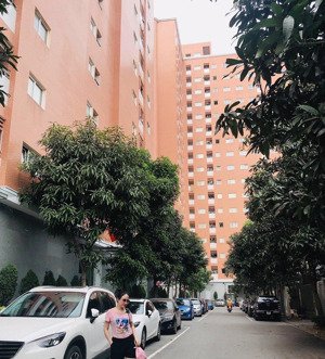 chính chủ bán căn hộ 45m2, 2pn, vs, nt cơ bản, căn hộ đẹp, kdt nghĩa đô - giá 3,7 tỷ