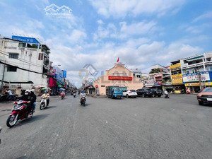 xuất cảnh, bán gấp lô đất hẻm 13 mét chợ thủ đức, dt: 11.5x35m, cn: 377m2, đxd: hầm, 5 tầng