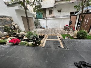 bán biệt thự sân vườn, tại đốc ngữ, ba đình, 200m2, giá 31,5 tỷ, ( hot, thông tin chuẩn )