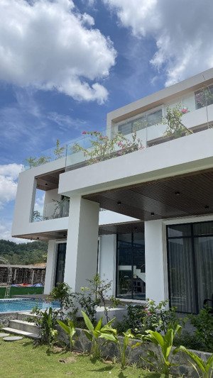 chính chủ cần căn 1000m2 đẹp nhất dự án giá 15.7 tỷ