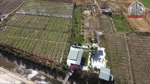 nhà vườn mặt mương kênh bắc bám đường 23m