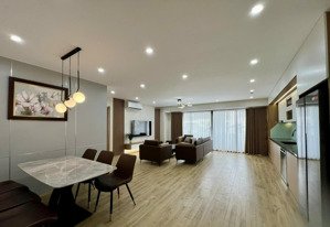 tôi cần bán chung cư tứ hiệp plaza căn góc 93m2, 3 ngủ, 2 vs giá tốt.