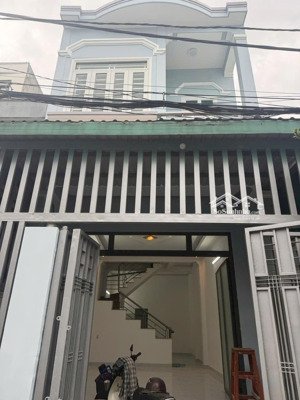 nhà 1 trệt 1 lầu đường số 7, linh tây giá 4,5 tỷ sổ hồng riêng hoàng công, đường xe tải