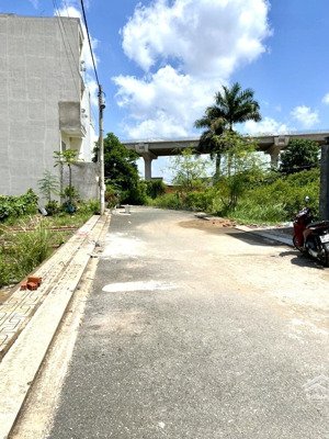 bán nhà quận 9 - nguyễn xiển - lò lu - vành đai 3 - 50m2 - 5.4 tỷ