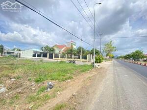 KẸT TIỀN CẦN BÁN GẤP 2 MẢNH VƯỜN 2000M2 GIÁ 180 TRIỆU, SỔ RIÊNG, KẾ BÊN KCN HIỆN HỮU, DÂN ĐÔNG