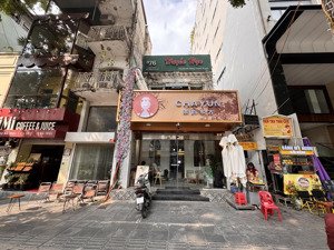 cho thuê nhà riêng mặt phố bà triệu - hoàn kiếm, vị trí đắc địa, kinh doanh mọi mô hình!