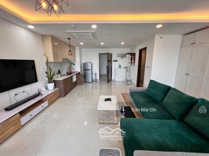 cho thuê căn hộ 1 phòng ngủ hướng biển tầng cao tại sơn trà ocean view. gọi 