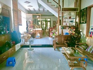 bán nhà mặt tiền nguyễn hữu cảnh , tương lai quy hoạch ra mặt tiền 23m siêu đẹp - vũng tàu