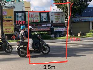 cho thuê nhà mặt tiền đường 3/2, đoạn giữa, ngang 13,5m, gái thuê 55 triệu
