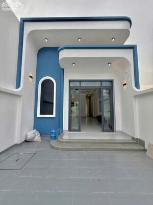 Kẹt Tiền Bán Gấp Nhà Cấp 4 SHR Full Thổ Cư Nằm Ngay Chợ Tân Bình