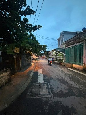 cần bán gấp nhà full thổ cư tại ấp 6, xã tân nhựt, huyện bình chánh