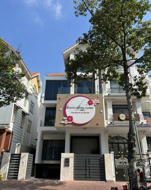 hot nhà 200m2 mt đ. nguyễn thị thập himlam quận 7 thiết bị cc, có tm, pccc bán 1xx tỷ lh 