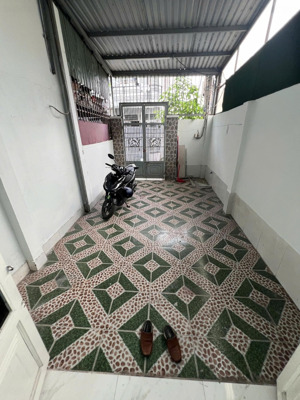 nhà nguyễn ảnh thủ, hẻm xe hơi thông, 73 m2, 2 tầng, 4 pn, 2 wc, có chỗ đậu ô tô