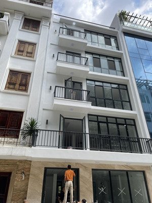 cho thuê nr tại 629 kim mã, ba đình 60m, 5 tầng , oto tránh làm văn phòng, ở giá 19tr