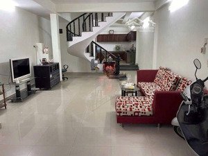 cho thuê nhà 1 trệt 2 lầu, 3pn, 5x15m mặt tiền đường số gần chợ tân mỹ