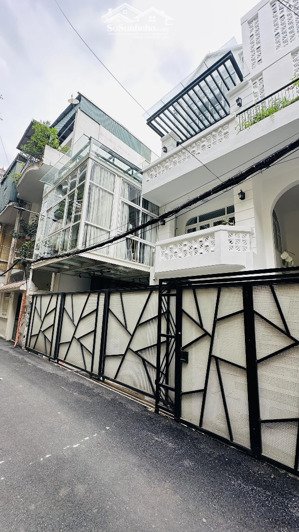 hoàng quốc việt, cầu giấy, bán nhà riêng 3 tầng, phân lô quân đội, 65m2, mt4.3m, ô tô tránh, 21 tỷ