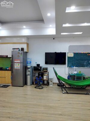 Bán căn hộ 70m2 tầng 9 chung cư Thanh Hà Cienco 5 chỉ 2,3x tỷ