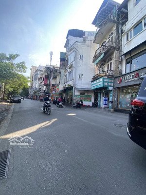 bán nhà mặt phố phường ngọc khánh - vỉa hè rộng mặt - tiền hơn 4m - kinh doanh siêu vip 