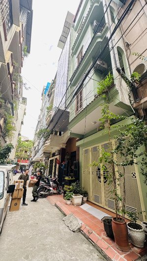 hoàng quốc việt, nghĩa đô, cầu giấy. bán nhà riêng phân lô, vỉa hè, ô tô, 5 tầng x 40m2, giá 16 tỷ