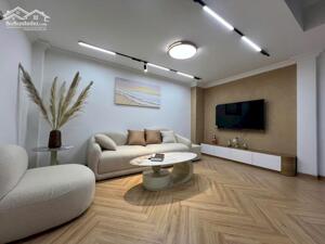 BÁN NHÀ GẦN PHỐ BẠCH MAI – HAI BÀ TRƯNG, LÔ GÓC 5 TẦNG x 37M2, NỘI THẤT RẤT ĐẸP CHỈ VIỆC Ở.