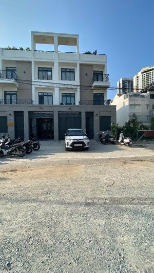 văn phòng mới xây gần estella, mai chí thọ 7x20m, 3 lầu thang máy giá 68tr/tháng 