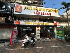 hot !! cho thuê cửa hàng kinh doanh mặt phố xuân la - dt 250m -mt 8m