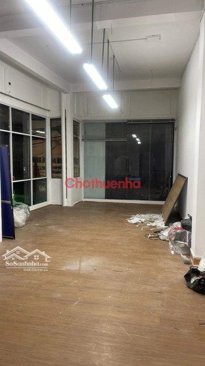 siêu phẩm góc 2 mt phạm văn hai , q.tân bình giá chỉ 25tr/tháng