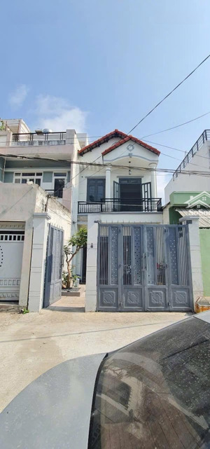 cho thuê gấp nhà mặt tiền hẻm 2129 xe hơi huỳnh tấn phát nhà bè
