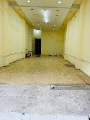 mặt phố hào nam , đống đa 73m2 xây 3 tầng, mt 4,5m , quy hoạch thành căn góc cực đẹp