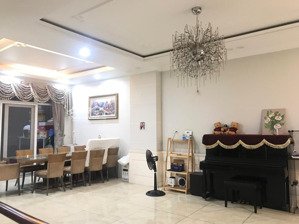 c.chủ cho thuê villa saigon pearl đầy đủ nội thất cơ bản giá 90 triệu / tháng lh 