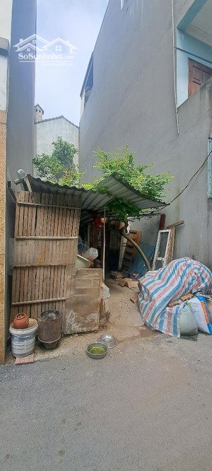 bán gấp đất ngọc thụy,7,2 tỷ,gần 50m2 ngõ nông rộng morning vào đất cách 50m ra vườn hoa ngọc thụy