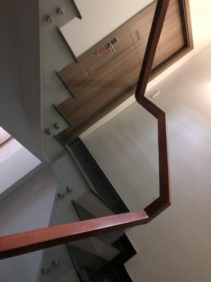 bán gấp chdv 6 tầng hđt 45tr/tháng hxh 6m kd sầm uất ngay q.1 bán giá 18 tỷ tl