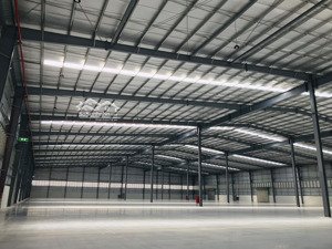 cho thuê nhà xưởng mới đẹp 4600m2 tại bến lức, long an - giá rẻ 50k/m2