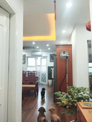 căn góc 76m 3pn 2wc toà hh3b view đẹp nhất toà hh3b nhà mới sửa toàn bộ, đầy đủ đồ